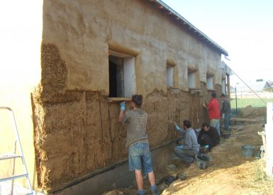 2009 – Nort sur Erdre – Solène et Thomas – Christelle – Corps d’enduit sur construction paille 19