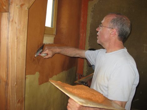 2010 – Nort sur Erdre – Cécile et Michel – Christelle – enduits de finition terre intérieur sur terre et fermacell + décorations 11