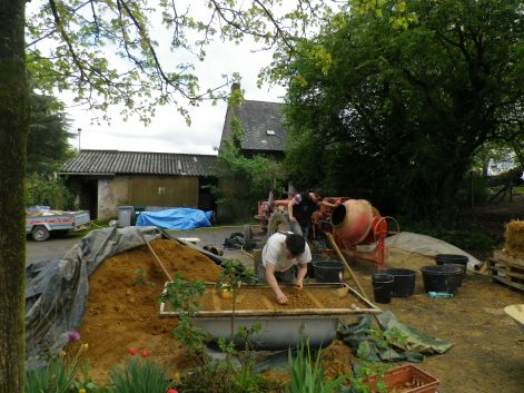 La chapelle sur Erdre-44-2014-Damien et audrey-Mickael Verger-2-Tamisage terre