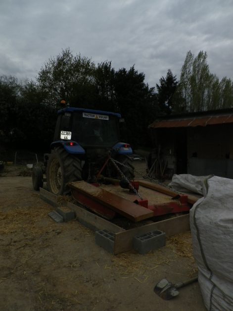 La chapelle sur Erdre-44-2014-Damien et audrey-Mickael Verger-Broyage paille