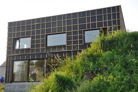 Lannion-22-juin 2016-Nathalie et Gilles-Mickael Verger-Maison paille-construction paille avant bardage