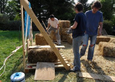 2011 – Fresnay en Retz (44) – Chantal et Jean-Michel – Christelle – Rénovation – ITI – murs paille et corps d’enduit 9