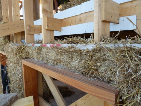 2012 – Attignat (01) – Muriel et Serge-Patrick – Christelle – Murs paille 7