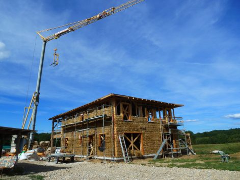 2012 – Attignat (01) – Muriel et Serge-Patrick – Christelle – Murs paille 9