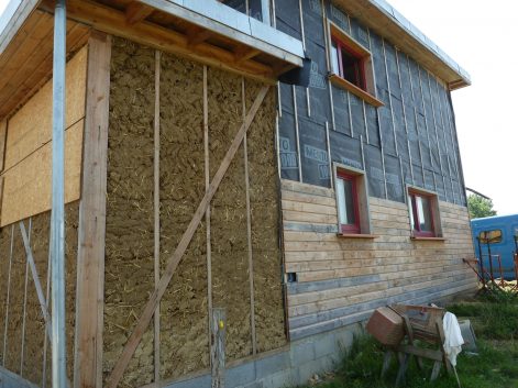 2014, Mecé (35), Manue et Yann, Christelle, chantier enduits de finition intérieur + bauge + terre-paille 13