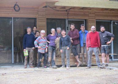 Sarzeau-56-2014-2015-Gilles et Claire-Mickael Verger-Maison en paille golfe morbihan-33-EquipChantier2