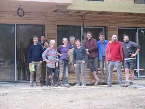 Sarzeau-56-2014-2015-Gilles et Claire-Mickael Verger-Maison en paille golfe morbihan-33-EquipChantier2