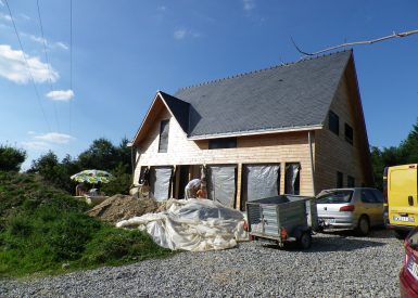 Savenay-44-2014-Benoit et Aurélie-Mickael Verger- 2 bardage de maison en paille terre