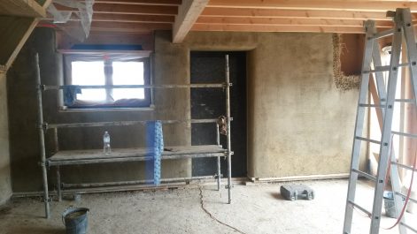Savenay-44-2014-Benoit et Aurélie-Mickael Verger- 20 construction en paille et terre