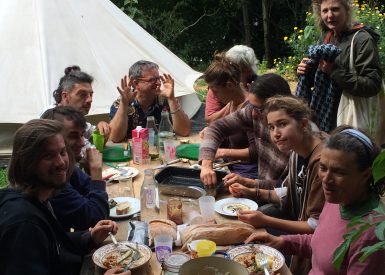 Douarnenez (29)- 2017 (Septembre) – Briony et Anaïs – Christelle – pose de bottes et corps d’enduit 7