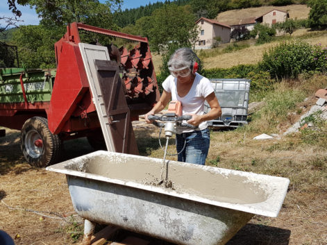 2018-Chateau-71-Adele-et-Romain-Stephanie-terre-allegee fini-3