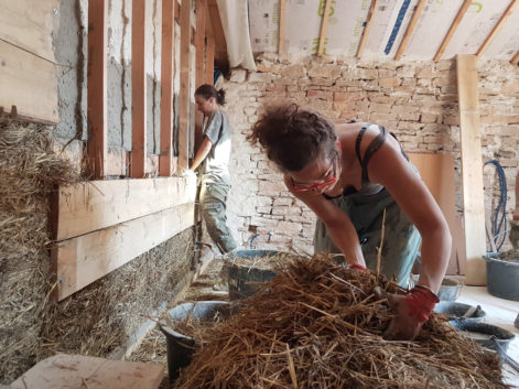 2018-Chateau-71-Adele-et-Romain-Stephanie-terre-allegee fini-7